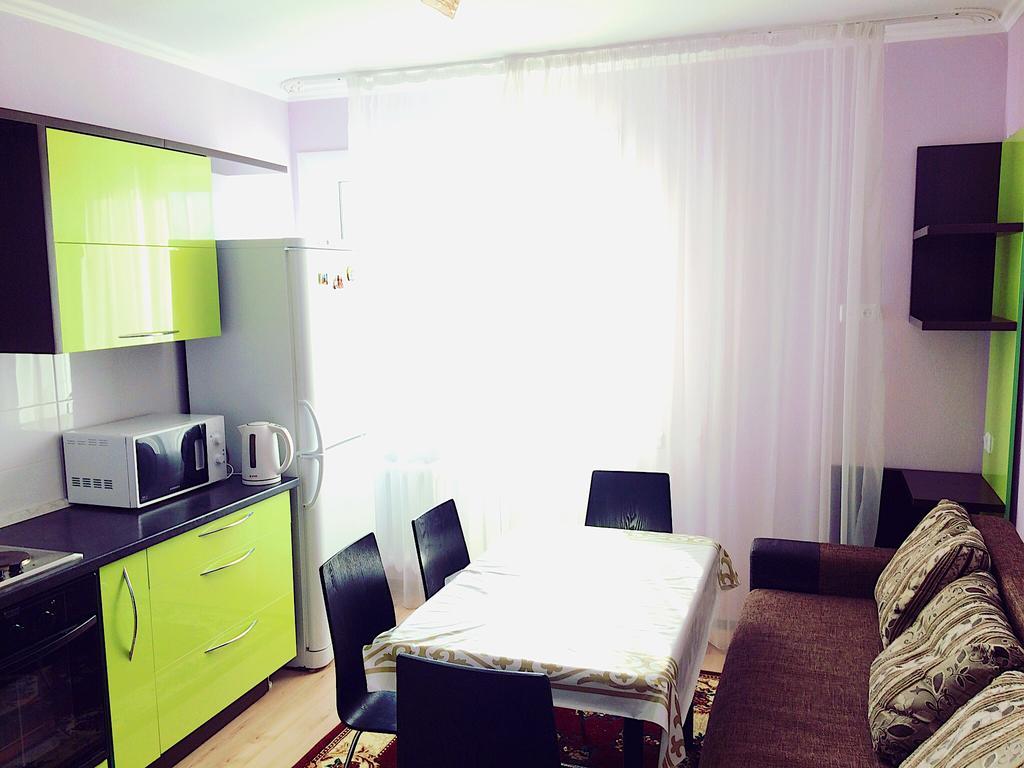 Sky Infinity Apartment アスターナ エクステリア 写真